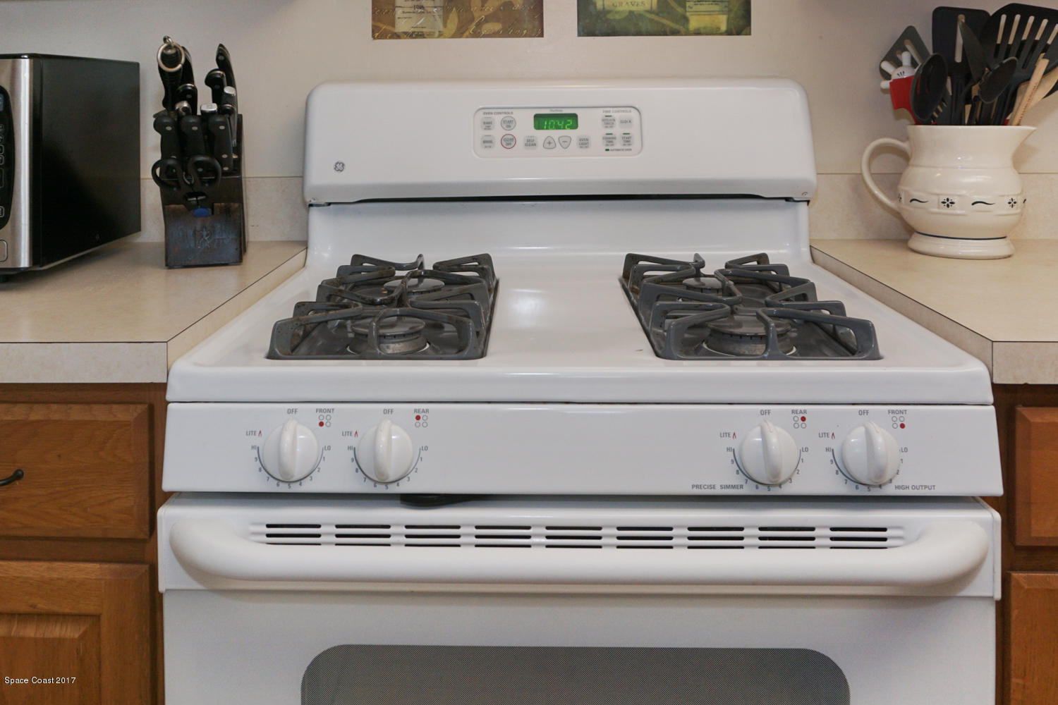 897 Levitt Parkway Rockledge, FL 32955 - Photo 9 of 34 Gas Range