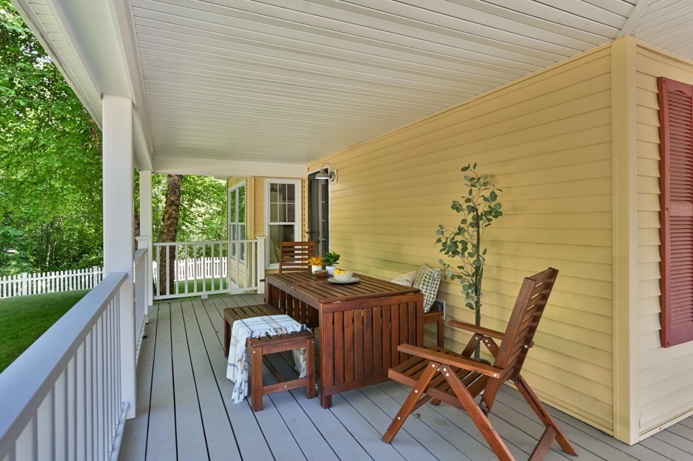 440 Lowell Street Andover, MA 01810 - Photo 4 of 42