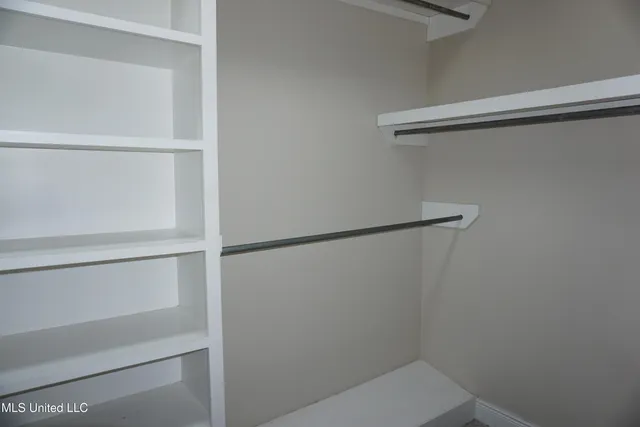 $2,300 | 426 Pecan Circle, Brandon, MS 39042