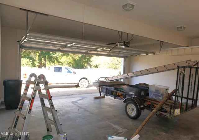 $2,300 | 426 Pecan Circle, Brandon, MS 39042