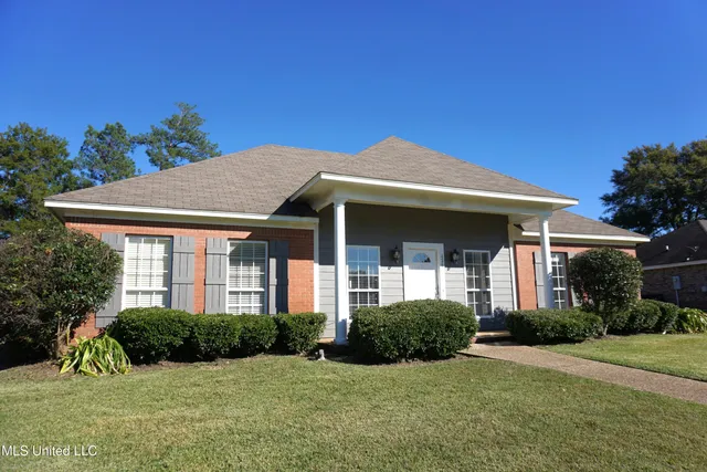 $2,300 | 426 Pecan Circle, Brandon, MS 39042
