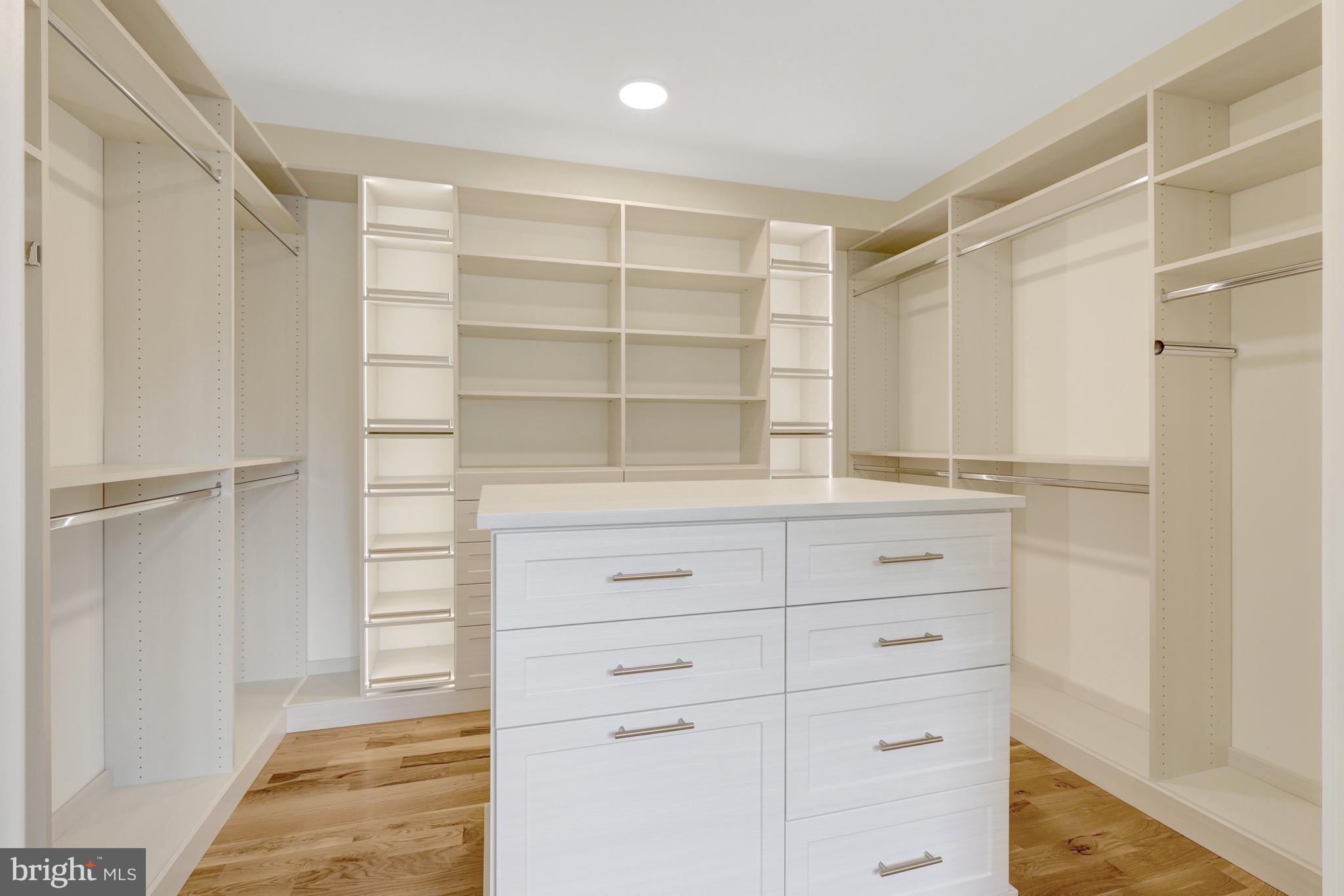 1740 Atoga Avenue McLean, VA 22101 - Photo 27 of 55