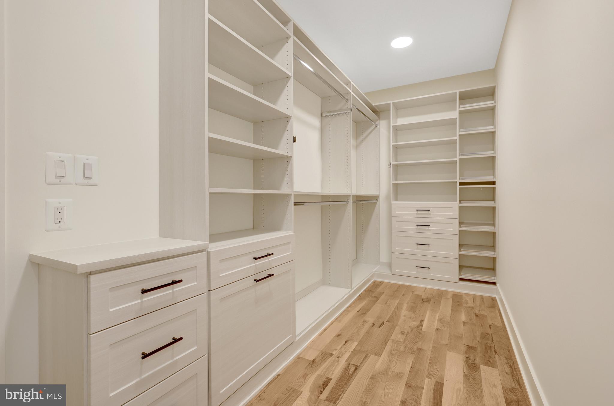 1740 Atoga Avenue McLean, VA 22101 - Photo 30 of 55