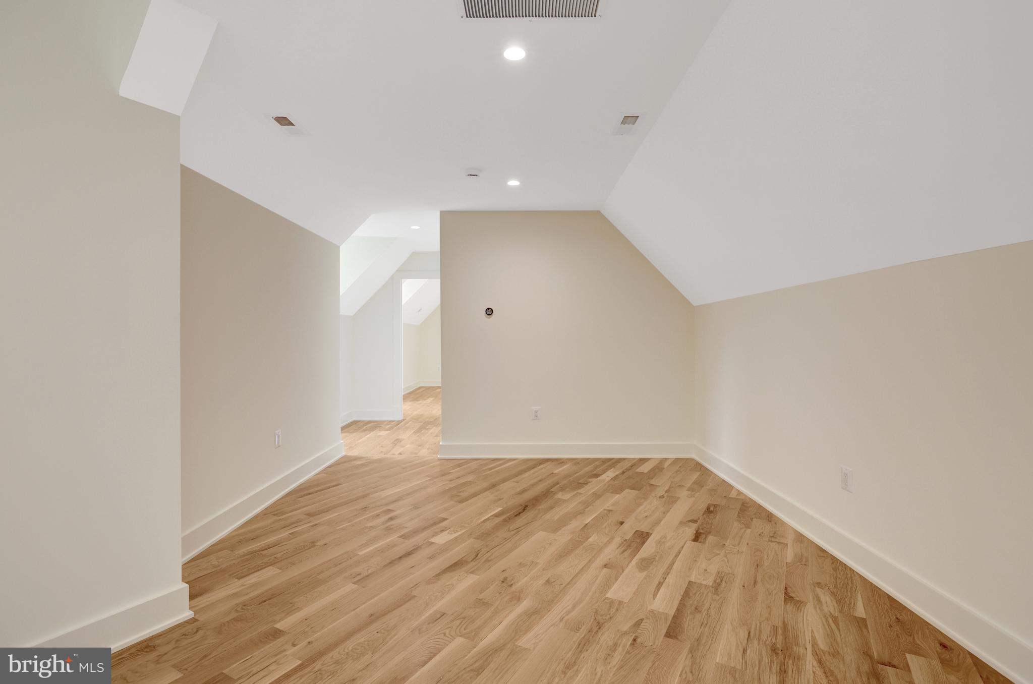 1740 Atoga Avenue McLean, VA 22101 - Photo 38 of 55