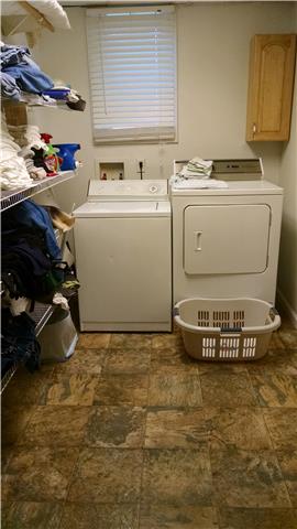 1120 Blake Road Lyles, TN 37098 - Photo 15 of 20 Great size laundry room w/ lots of storage ~ Hall closet adjacent for even more storage