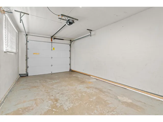 $315,000 | 827 Northeast 90th Avenue, Portland, OR 97220