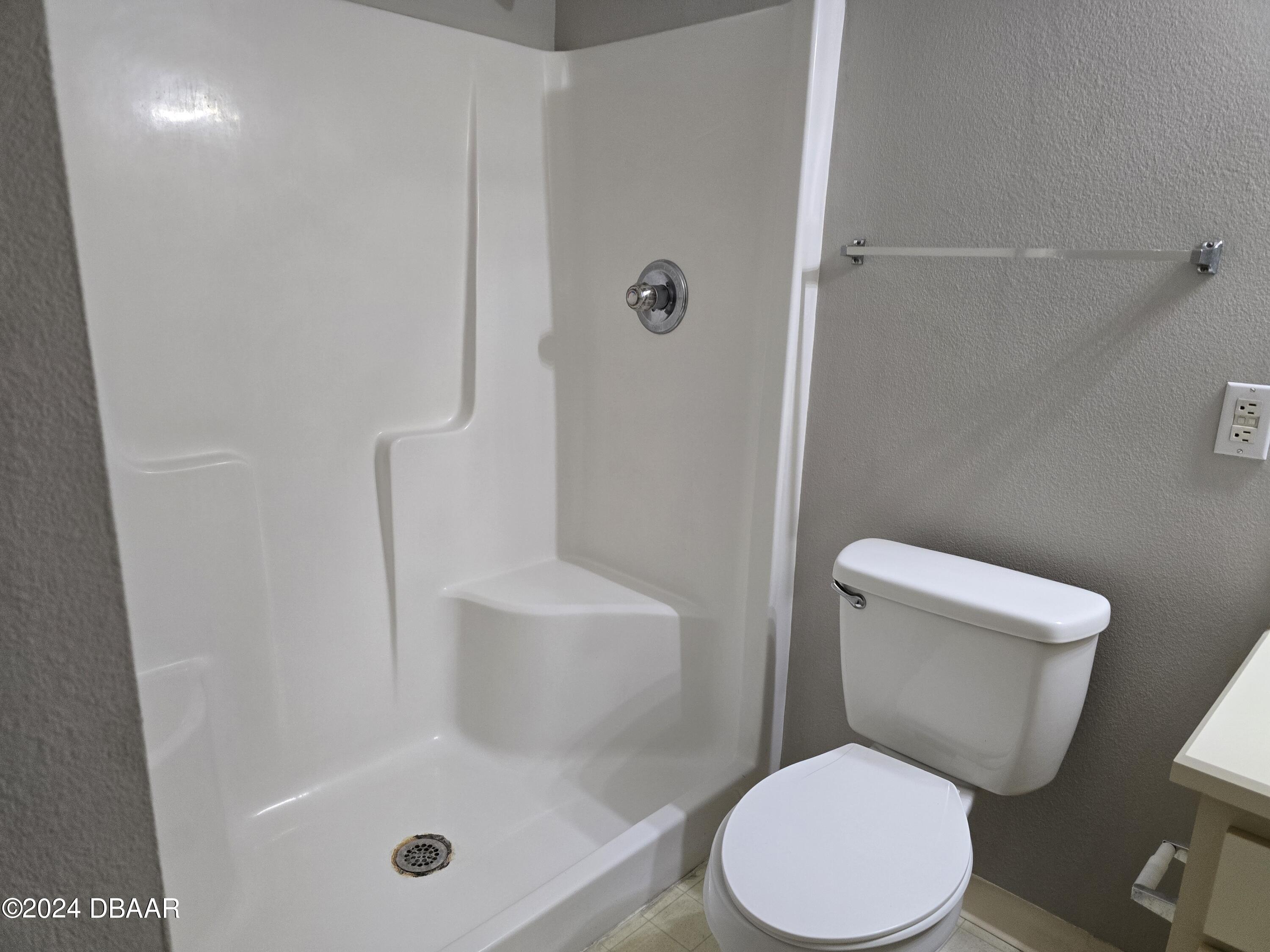 1601 Big Tree Road, Unit 907 South Daytona, FL 32119 - Photo 14 of 14 20240417_100454