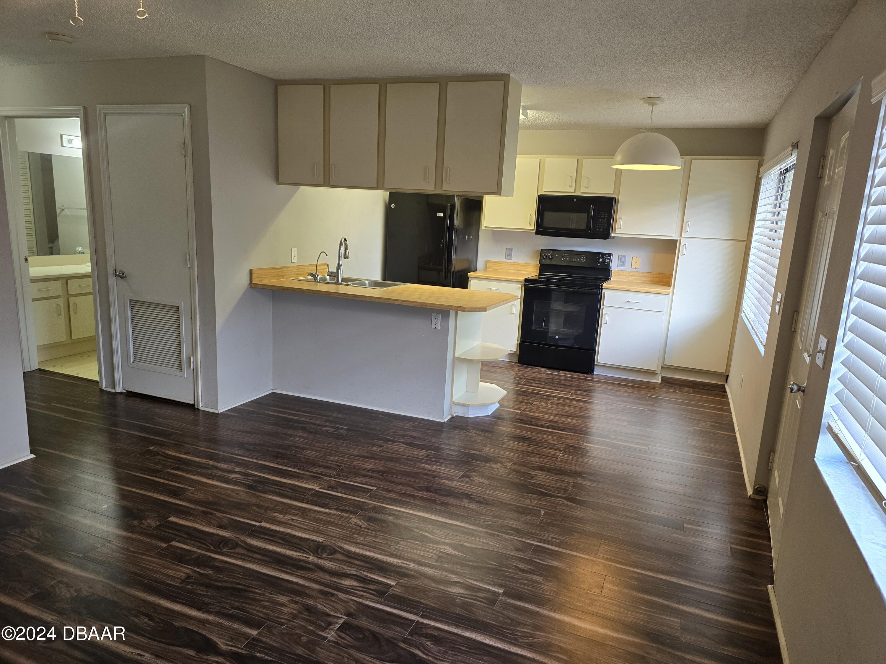 1601 Big Tree Road, Unit 907 South Daytona, FL 32119 - Photo 6 of 14 20240417_100308