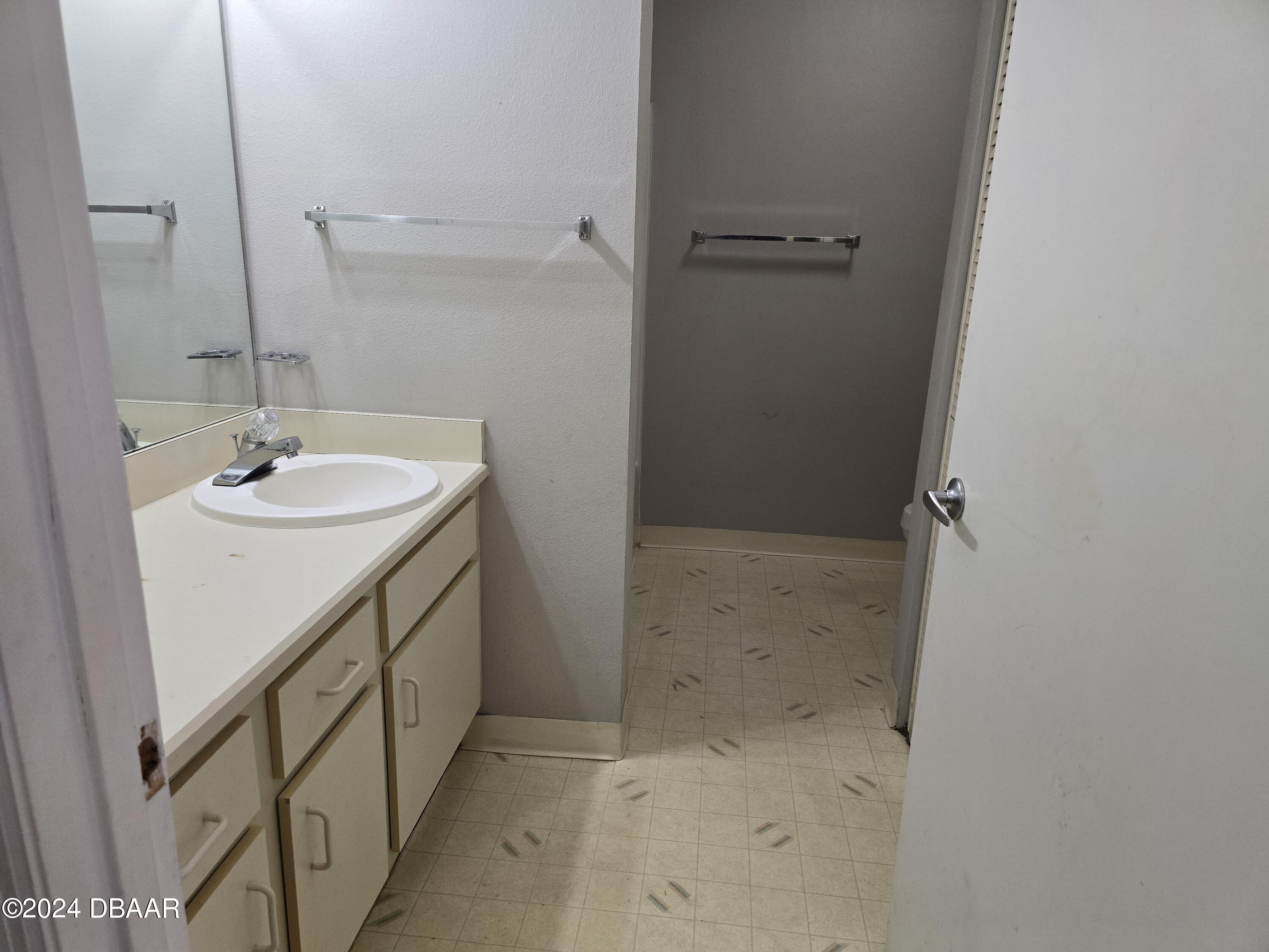 1601 Big Tree Road, Unit 907 South Daytona, FL 32119 - Photo 8 of 14 20240417_100345