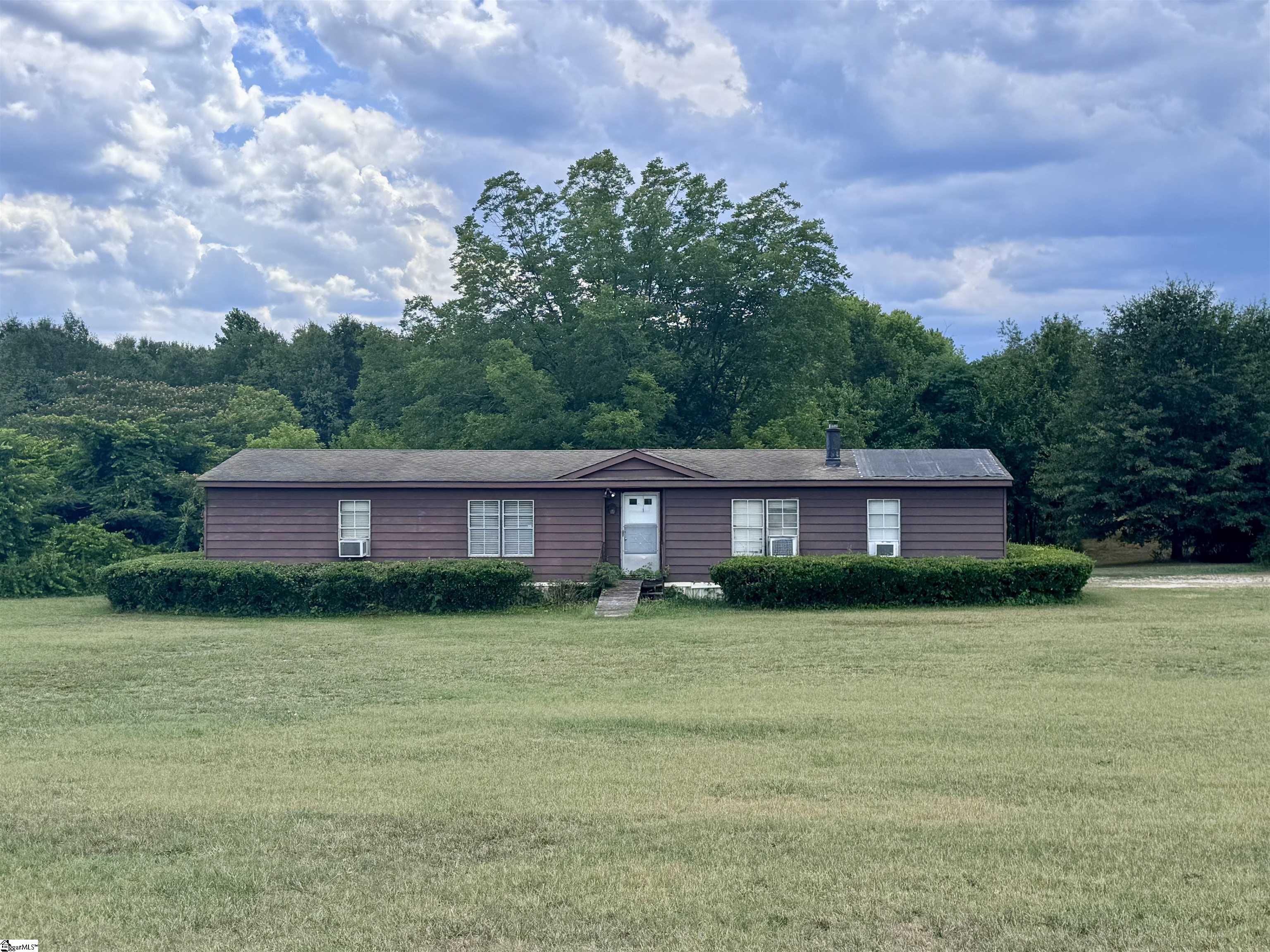 160 Cooper Road Campobello, SC 29322 - Photo 1 of 14