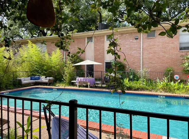 $1,200 | 3420 Mt Vernon Street, Unit 9, Houston, TX 77006