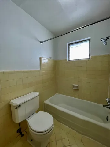 $1,200 | 3420 Mt Vernon Street, Unit 9, Houston, TX 77006