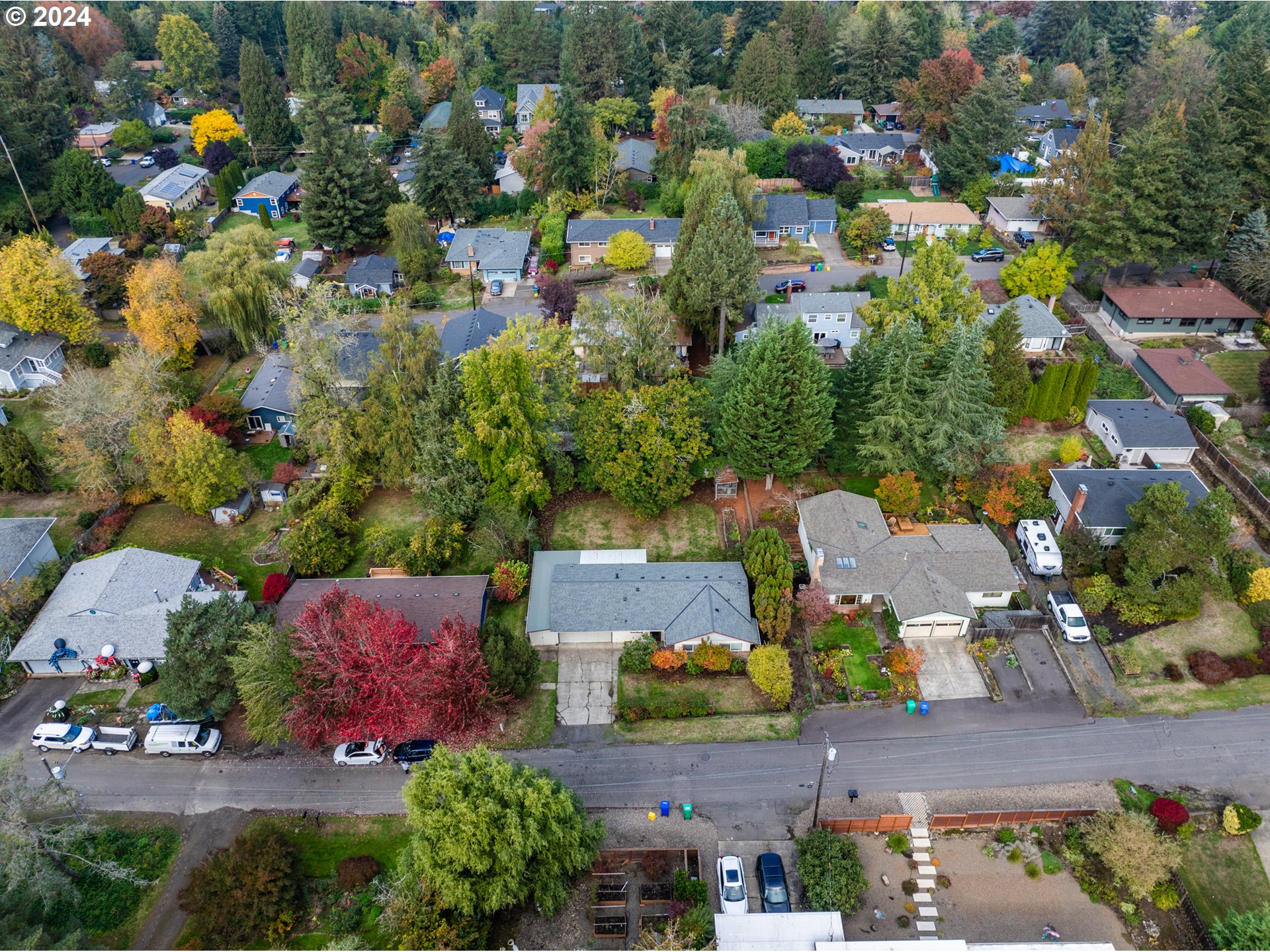 5829 Southwest Texas Street Portland, OR 97219 - Photo 35 of 40 Gallery Image 35