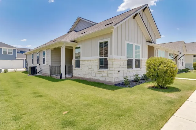 $379,000 | 128 Stewart Drive, Unit 101, San Marcos, TX 78666