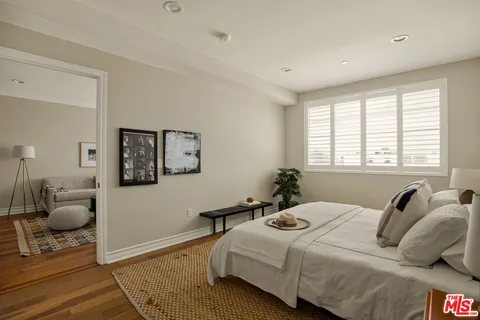 $729,000 | 837 North Hudson Avenue, Unit 402, Los Angeles, CA 90038