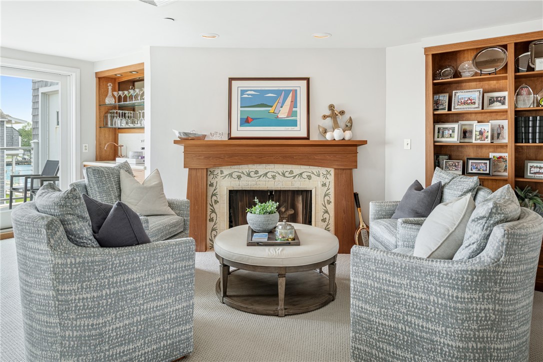 31 Coddington Street, Unit 24 Newport, RI 02840 - Photo 5 of 49