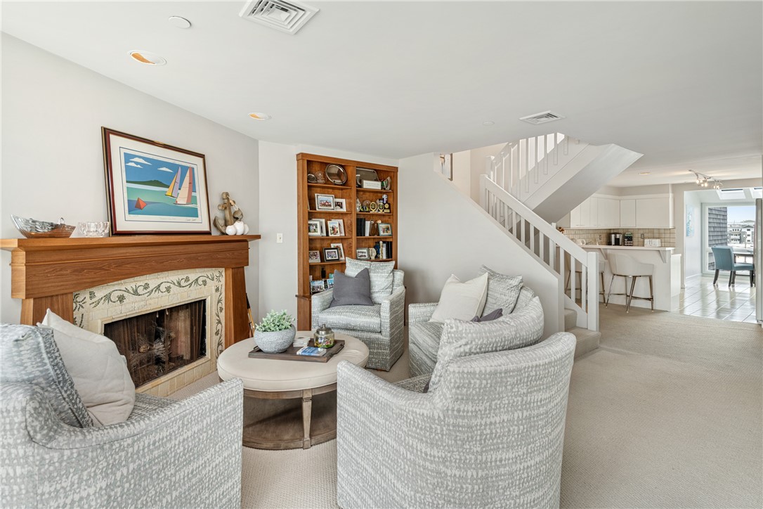 31 Coddington Street, Unit 24 Newport, RI 02840 - Photo 6 of 49