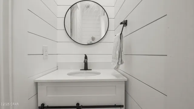 $960,000 | 24197 Northwest Pine Tree Trail, Fountain, FL 32438