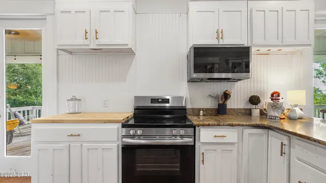 $960,000 | 24197 Northwest Pine Tree Trail, Fountain, FL 32438