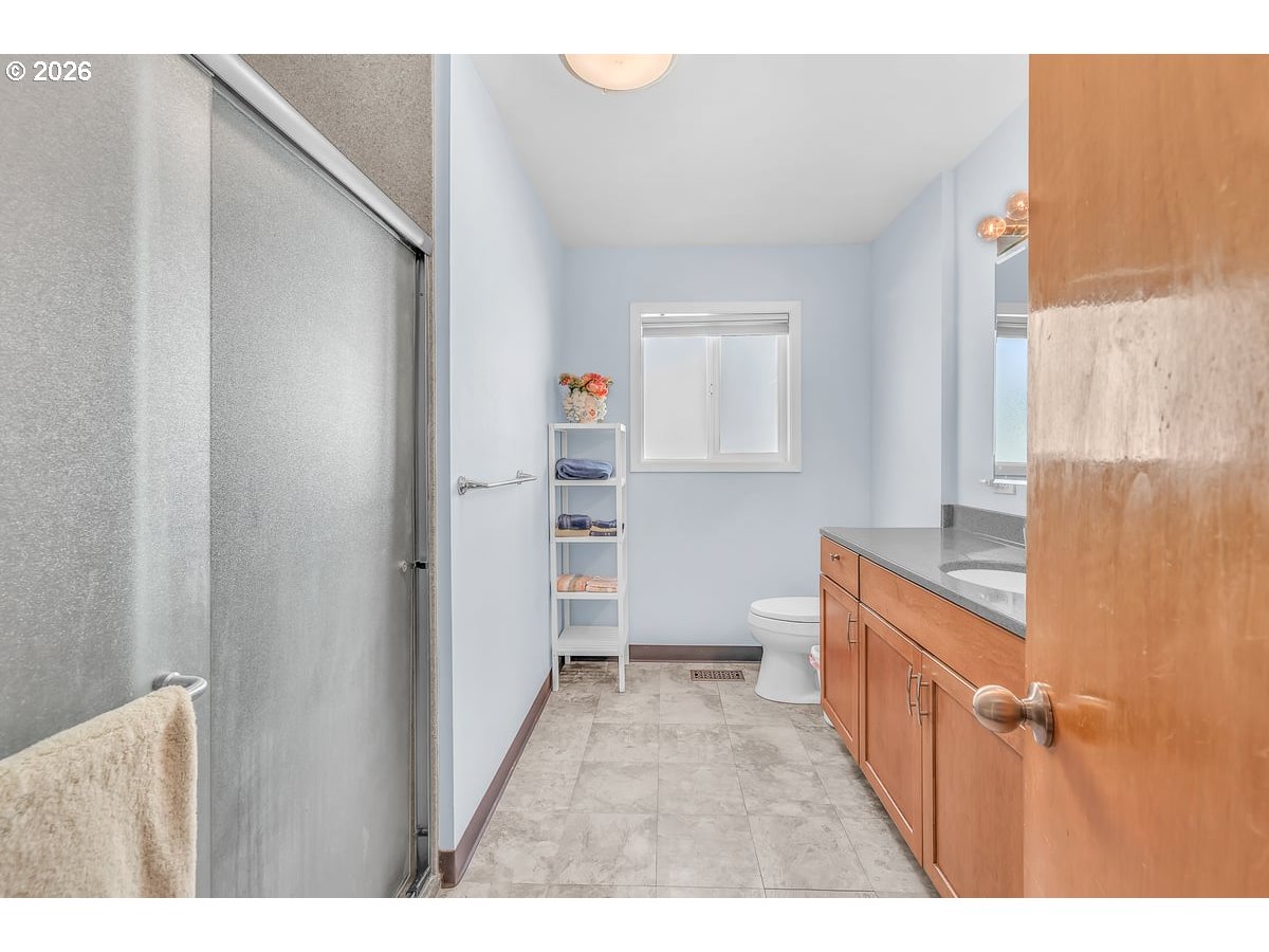 1104 Stanfield Road Woodburn, OR 97071 - Photo 12 of 17