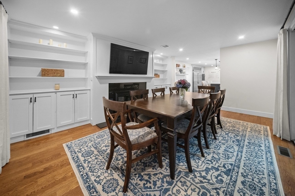 10 Juniper Hill Road Waltham, MA 02452 - Photo 12 of 40
