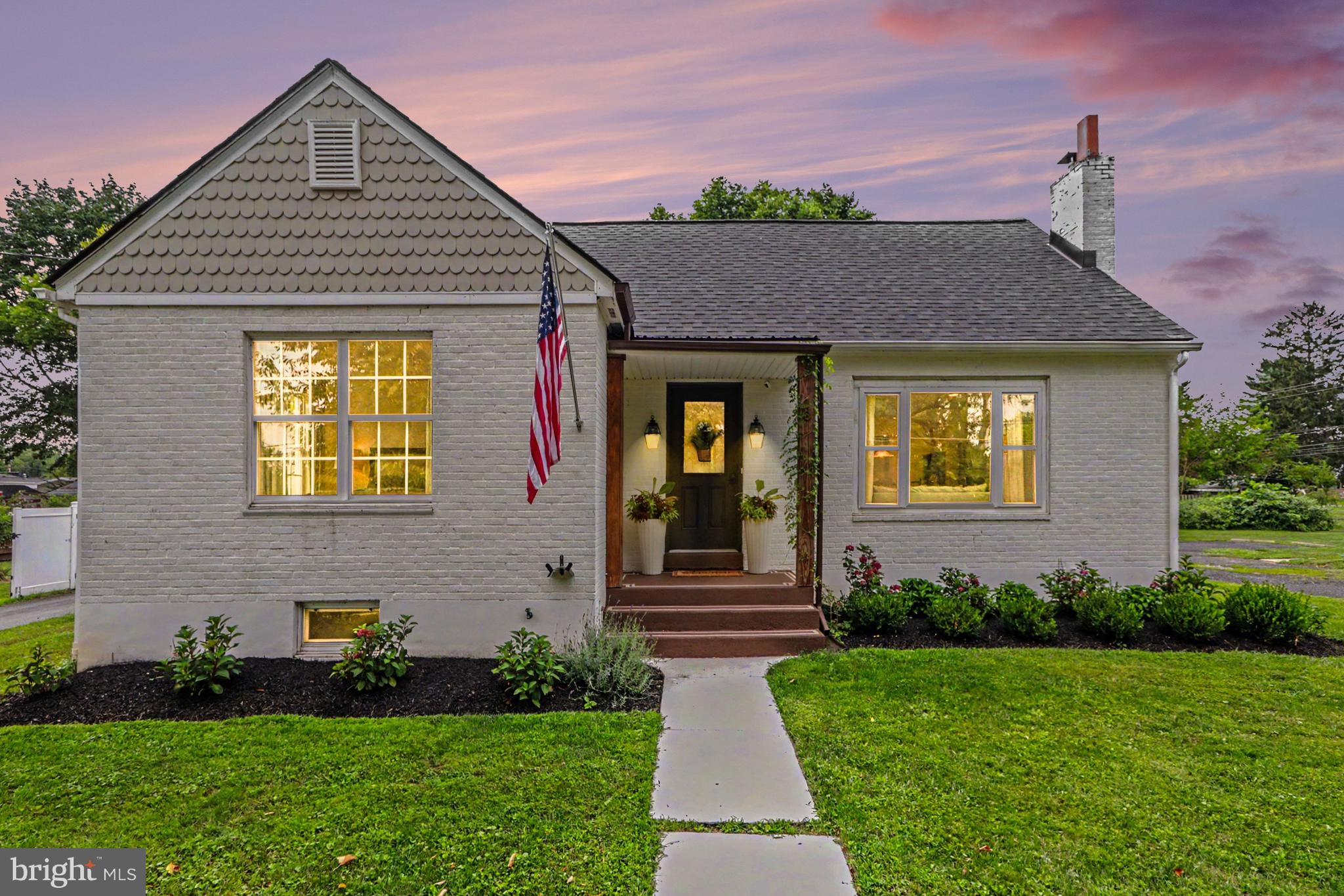 18 Sinclair Road Mechanicsburg, PA 17055 - Photo 3 of 44 Gallery Image 3