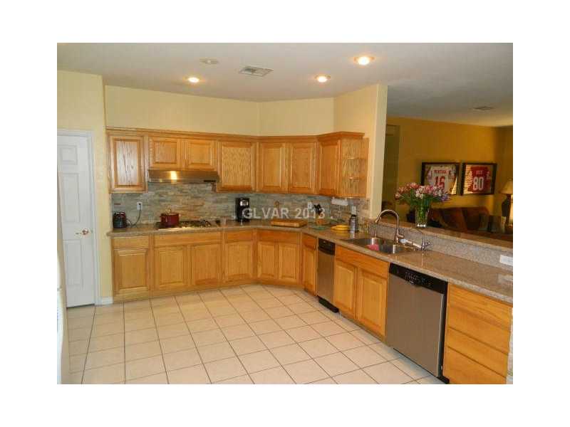 1024 Norellat Road Henderson, NV 89011 - Photo 11 of 35 Kitchen. PLENTY OF STORAGE IN THIS KITCHEN WITH GRANITE COUNTER TOPS