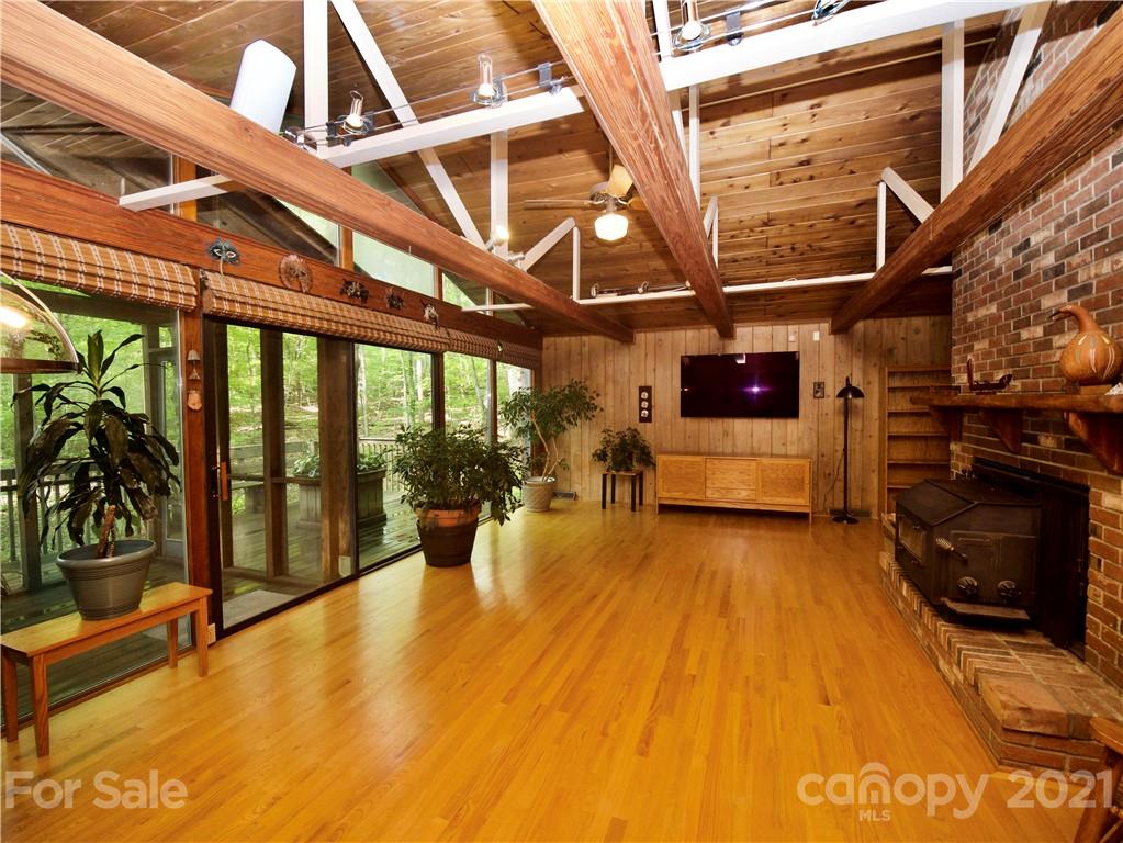 3835 Brookwood Road Charlotte, NC 28215 - Photo 13 of 26 Gallery Image 13