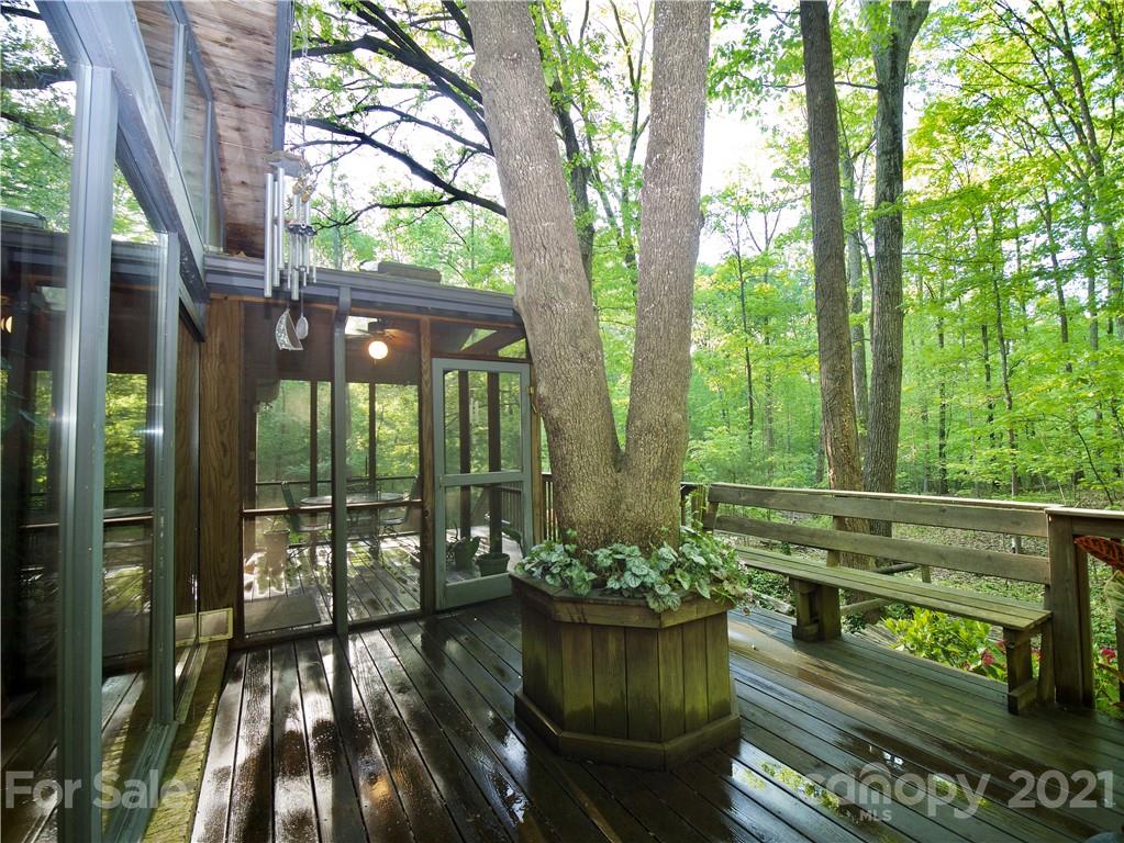 3835 Brookwood Road Charlotte, NC 28215 - Photo 8 of 26 Gallery Image 8
