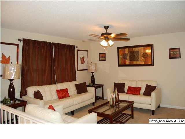 708 Twin Ridge Drive Gardendale, AL 35071 - Photo 7 of 32
