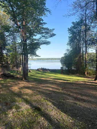 $250,000 | 1240 Lake Forest Drive, Spring City, TN 37381