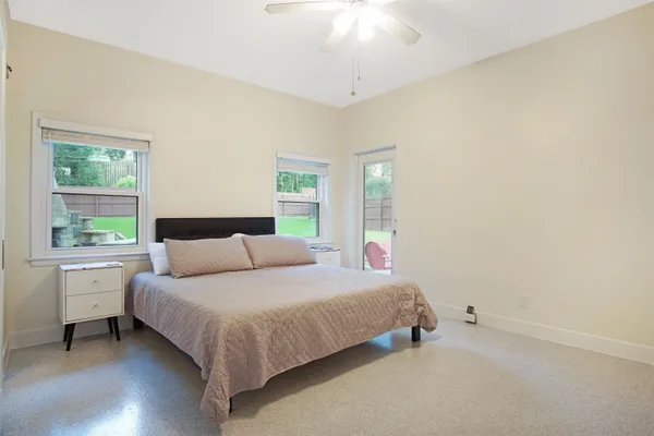 $3,000 | 1647 Lake Ella Drive, Tallahassee, FL 32303