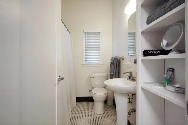 $3,500 | 1647 Lake Ella Drive, Tallahassee, FL 32303