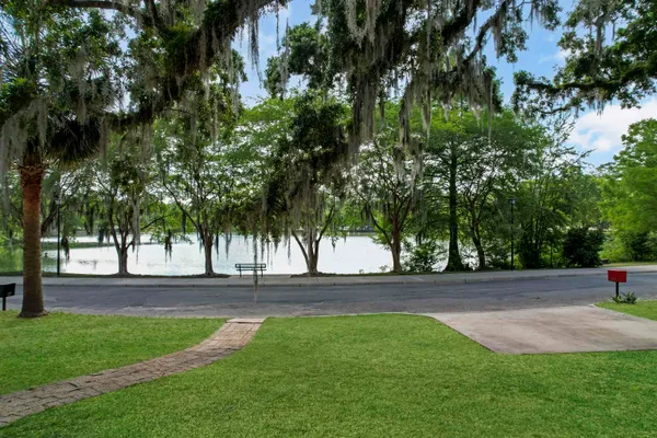 $3,000 | 1647 Lake Ella Drive, Tallahassee, FL 32303