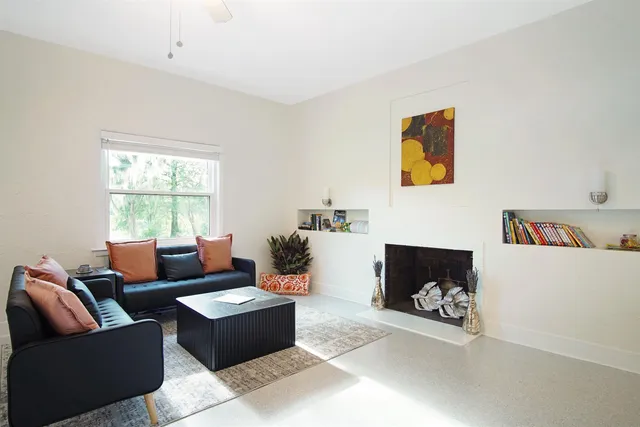 $3,500 | 1647 Lake Ella Drive, Tallahassee, FL 32303