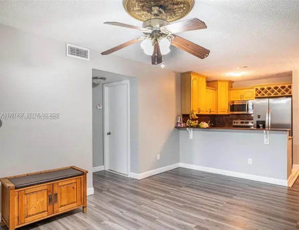 $2,800 | 6545 West 27th Court, Unit 2447, Hialeah, FL 33016