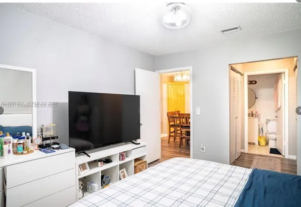 $2,800 | 6545 West 27th Court, Unit 2447, Hialeah, FL 33016