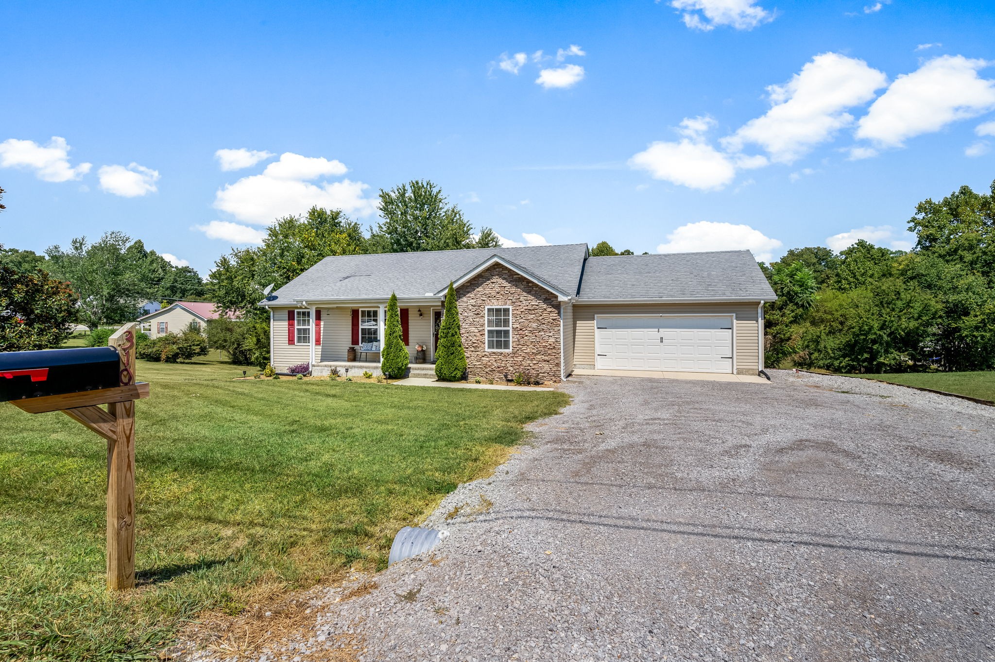 310 Rivendell Road Woodbury, TN 37190 - Photo 4 of 36 Gallery Image 4