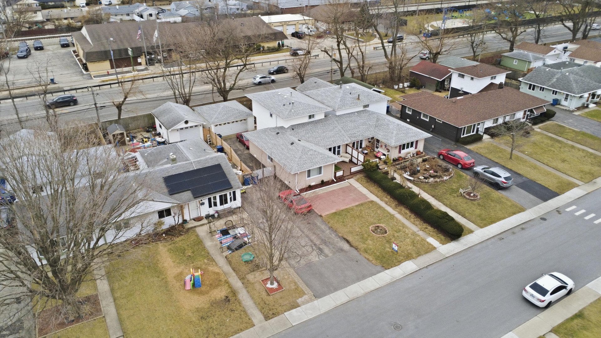 8945 South Corcoran Road Hometown, IL 60456 - Photo 23 of 24 an aerial view of a city