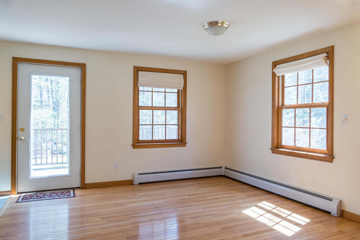 63 Windsor Post Road Freeport, ME 04032 - Photo 10 of 48 13-Kitchen Dining Area (2 of 3)