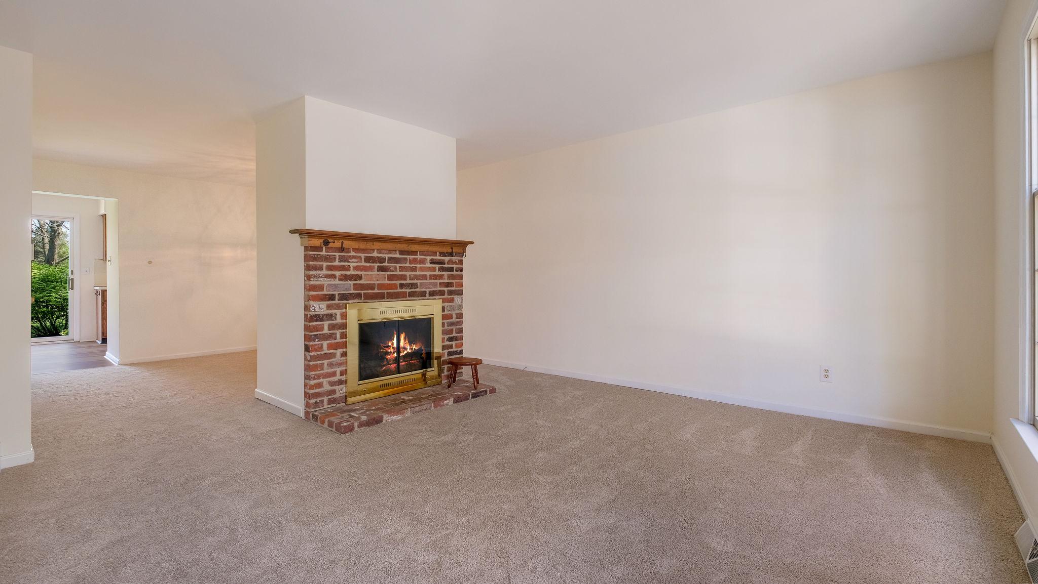 5 Independence Way Doylestown, PA 18901 - Photo 8 of 37 Spacious Living Room