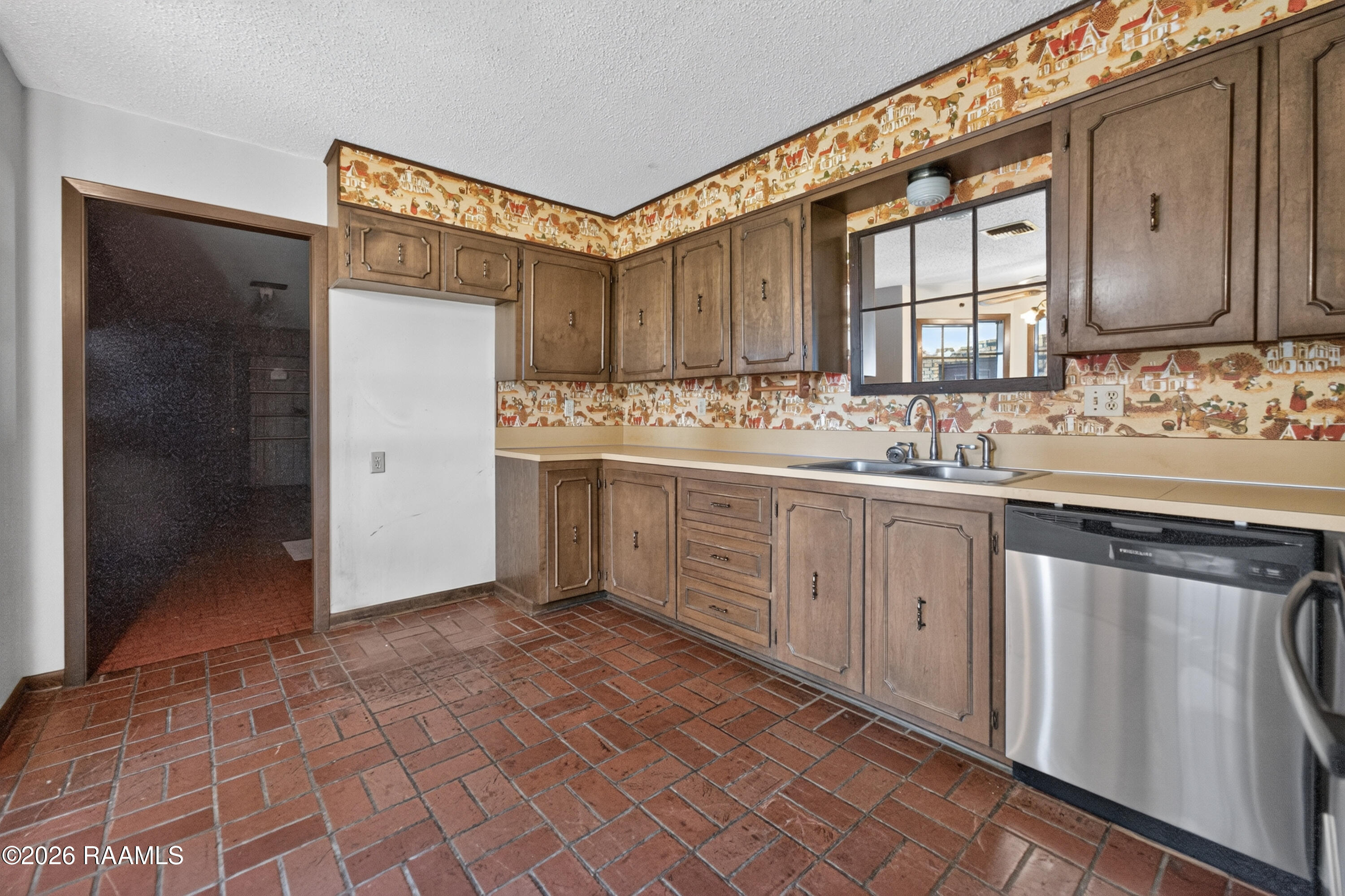4104 Norris Road New Iberia, LA 70560 - Photo 9 of 33 DSC02413