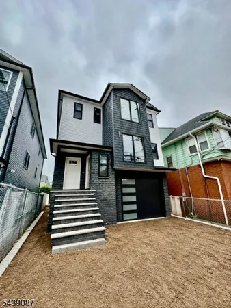 $1,225,000 | 670 Summer Street, Elizabeth, NJ 07202