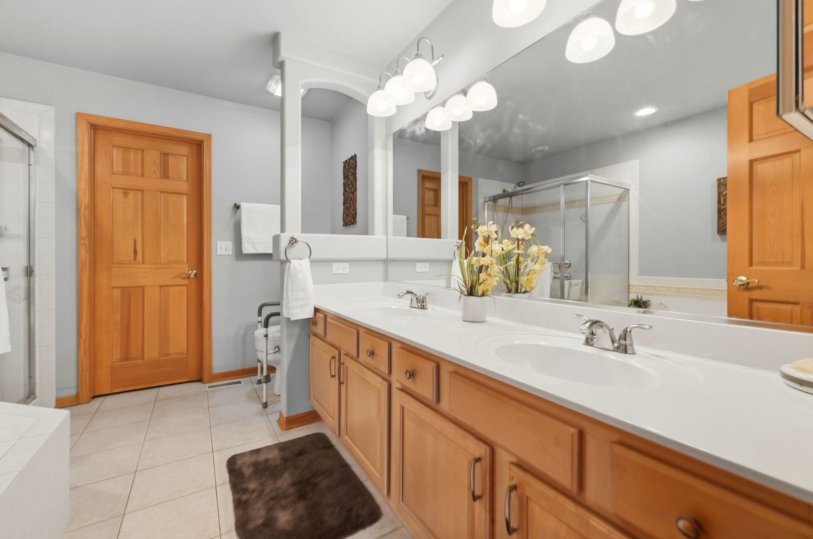 691 East Nerge Road Roselle, IL 60172 - Photo 18 of 30 Gallery Image 18