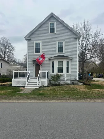 $3,800 | 74 Park Street, Exeter, NH 03833