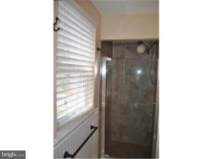 11809 Stevens Road Philadelphia, PA 19116 - Photo 17 of 25 Master Bathroom