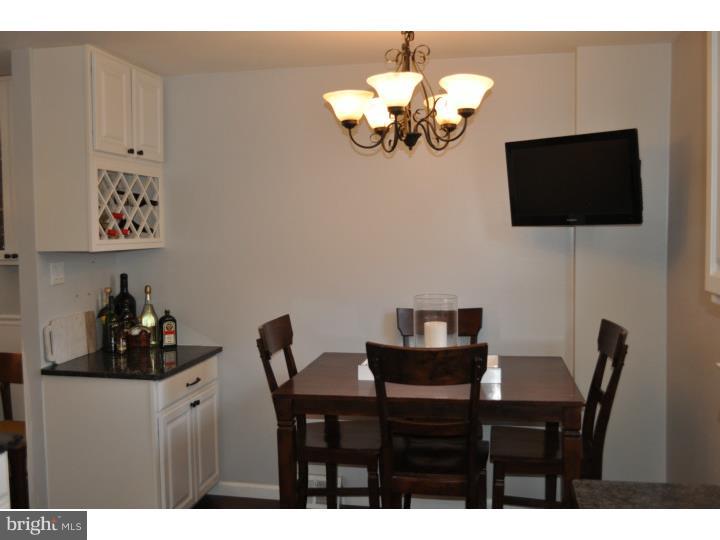 11809 Stevens Road Philadelphia, PA 19116 - Photo 3 of 25 Breakfast Room
