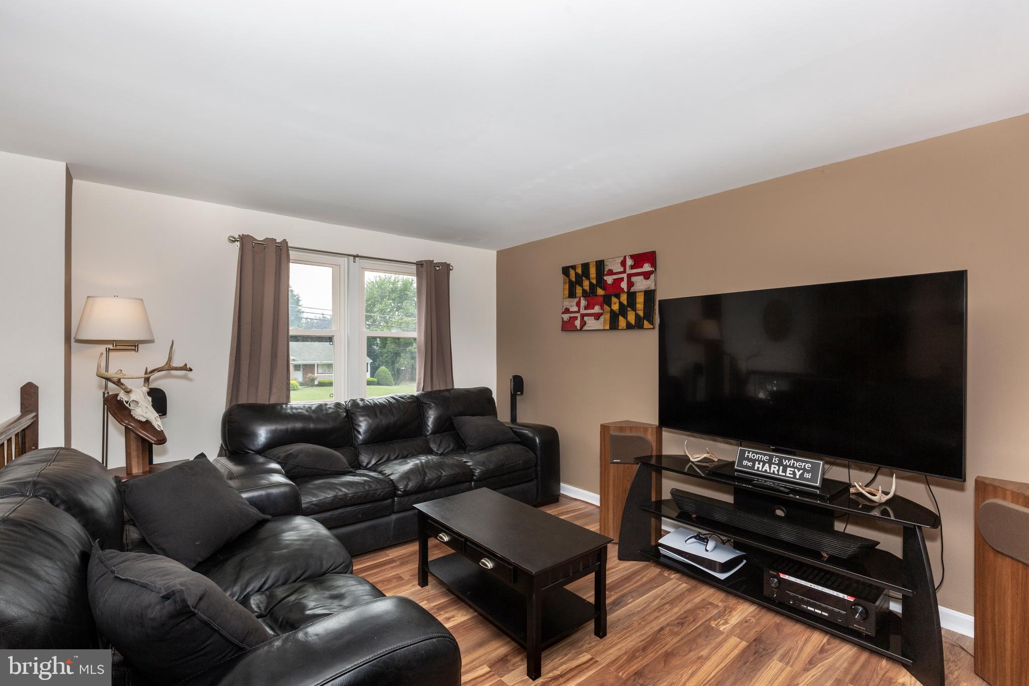 706 Uniontown Road Westminster, MD 21158 - Photo 3 of 42 Gallery Image 3