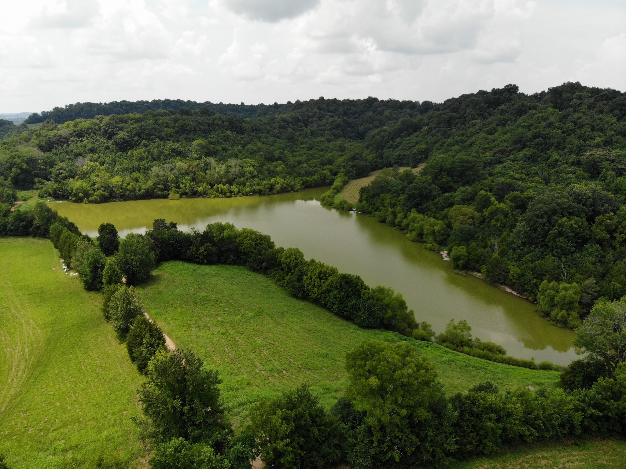 2 Old Lake Road Lewisburg, TN 37091 - Photo 1 of 15 Gallery Image 1