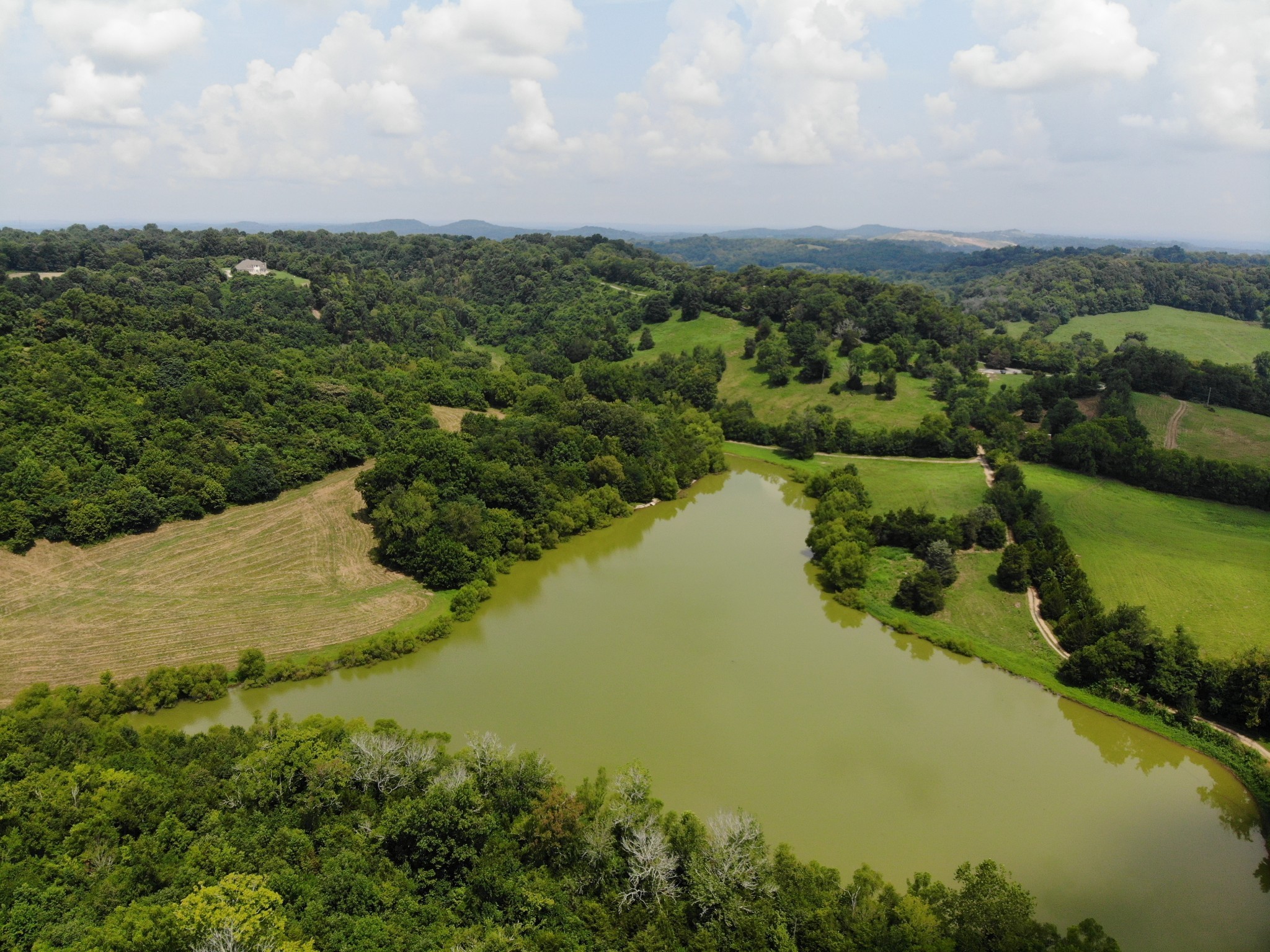 2 Old Lake Road Lewisburg, TN 37091 - Photo 7 of 15 Gallery Image 7
